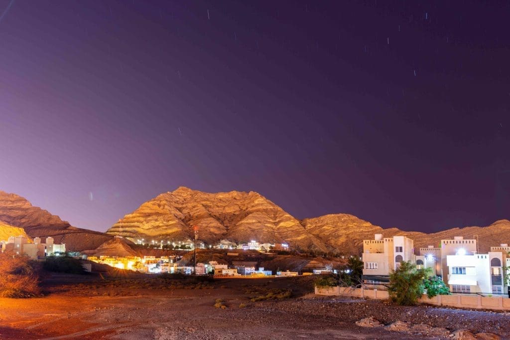 Oman to Grant Residency Permits to Foreign Investors